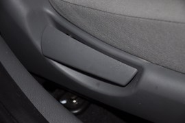 2011款江淮悦悦1.0L