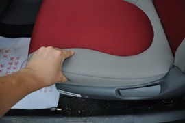 2011款江淮悦悦1.0L