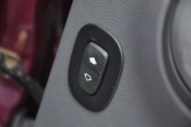 2011款江淮悦悦1.0L