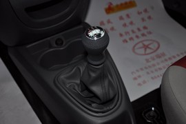 2011款江淮悦悦1.0L