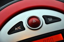 2011款江淮悦悦1.0L