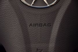 2011款江淮悦悦1.0L