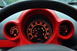 2011款江淮悦悦1.0L