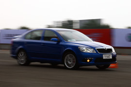 2010款斯柯达明锐RS试驾