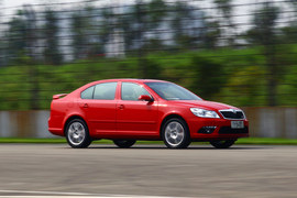 2010款斯柯达明锐RS试驾