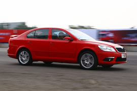 2010款斯柯达明锐RS试驾