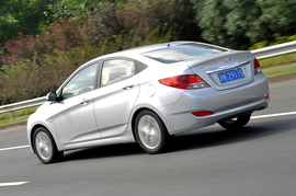 瑞纳上海经销商试驾组图