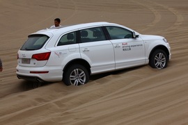 奥迪Q5沙漠试驾