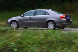 2010款沃尔沃S80L试驾