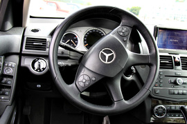 2009款奔驰C300