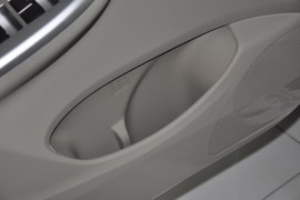 2011款一汽丰田新卡罗拉1.6GL自动型