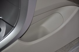 2011款一汽丰田新卡罗拉1.6GL自动型