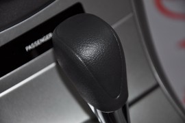 2011款一汽丰田新卡罗拉1.6GL自动型