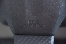 2011款一汽丰田新卡罗拉1.6GL自动型