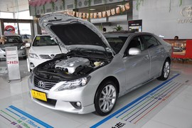 2010款一汽丰田新锐志2.5V风尚箐英版