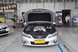 2010款一汽丰田新锐志2.5V风尚箐英版