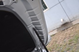 2010款一汽丰田新锐志2.5V风度箐英版