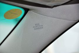 2010款一汽丰田新锐志2.5V风度箐英版