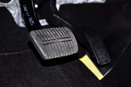 2010款斯巴鲁森林人2.5XS十万同辉纪念版