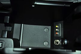 2010款斯巴鲁森林人2.5XS十万同辉纪念版