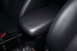 2010款斯巴鲁森林人2.5XS十万同辉纪念版