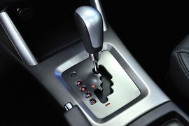 2010款斯巴鲁森林人2.5XS十万同辉纪念版