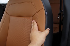 2016款长安逸动XT