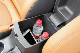 2016款长安逸动XT