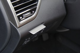 2016款长安逸动XT