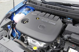 2016款长安逸动1.6L