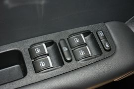 2016款奇瑞瑞虎3