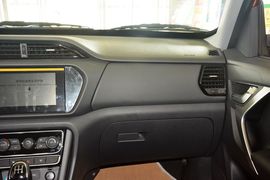 2016款奇瑞瑞虎3