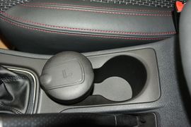 2016款奇瑞瑞虎3