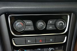 2016款奇瑞瑞虎3