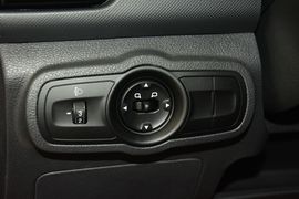 2016款奇瑞瑞虎3