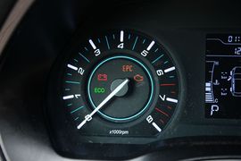 2016款奇瑞瑞虎3