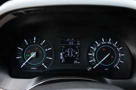 2016款奇瑞瑞虎3