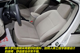 2011款一汽丰田新卡罗拉1.6GL到店图解