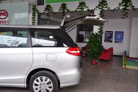 2010款比亚迪M6