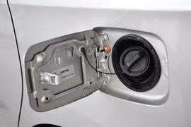 2010款比亚迪M6