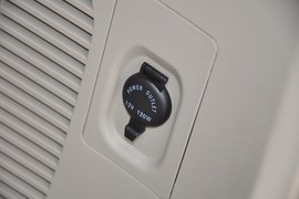 2010款比亚迪M6