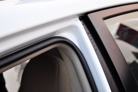 2011款一汽丰田新卡罗拉1.8GL-i