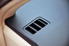 2011款一汽丰田新卡罗拉1.8GL-i