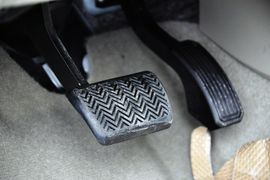 2011款一汽丰田新卡罗拉1.8GL-i