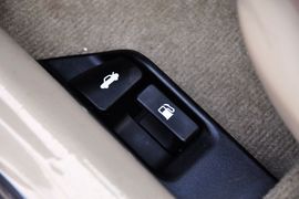 2011款一汽丰田新卡罗拉1.8GL-i