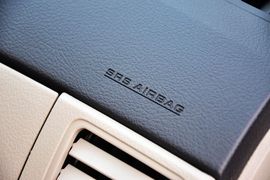 2011款一汽丰田新卡罗拉1.8GL-i