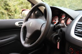 2010款标致207两厢1.6L手自一体深度试驾