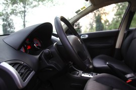 2010款标致207两厢1.6L手自一体深度试驾