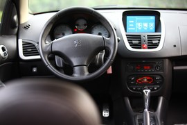 2010款标致207两厢1.6L手自一体深度试驾