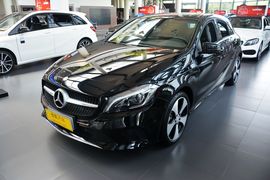 2016款奔驰A200时尚型